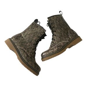 NWOT-LADY GODIVA-LACE PRINT COMBAT BOOTS-SIZE 8.5